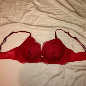 Victoria’s Secret Dream Angels Push-Up Bra